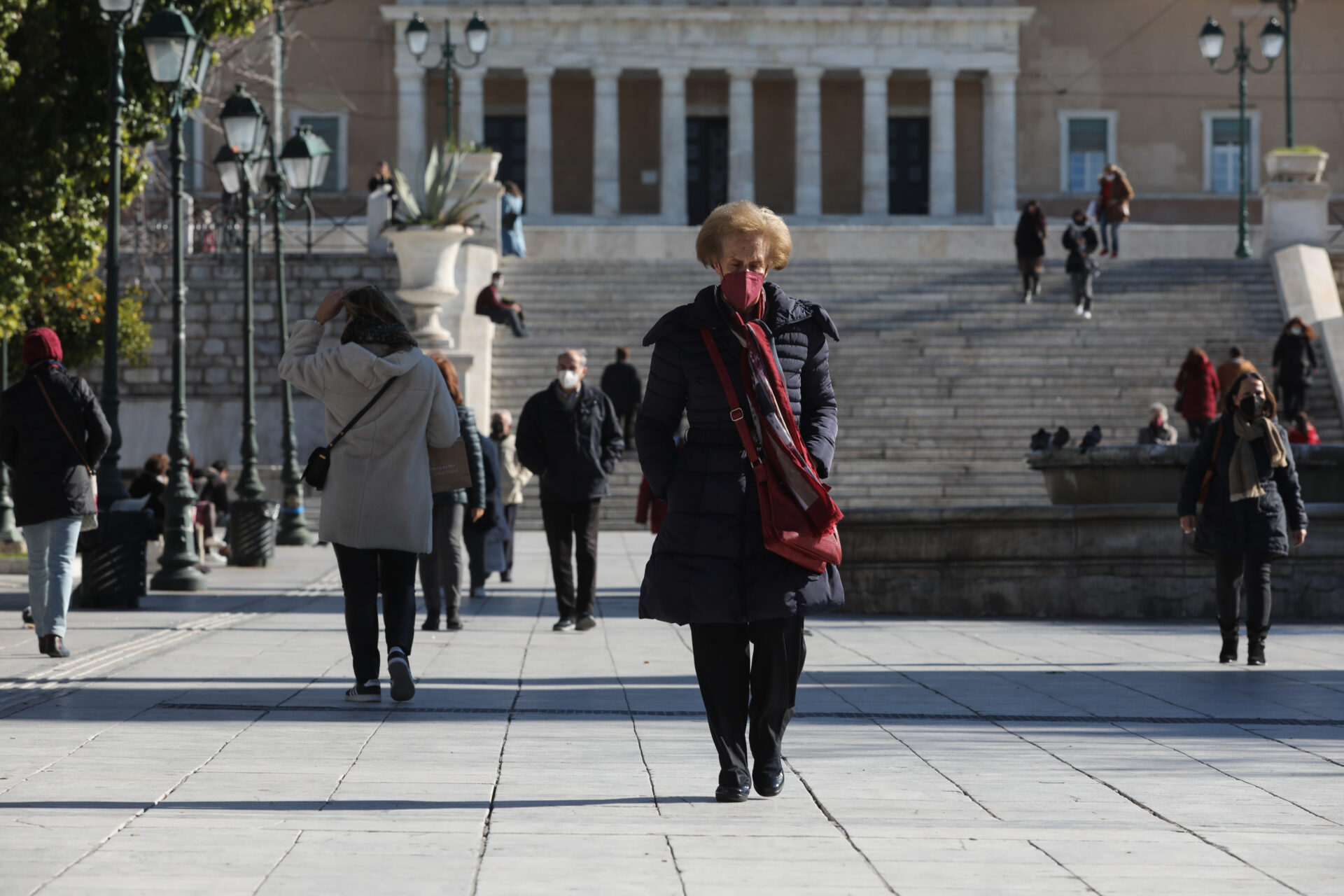 Κόσμος στο Σύνταγμα