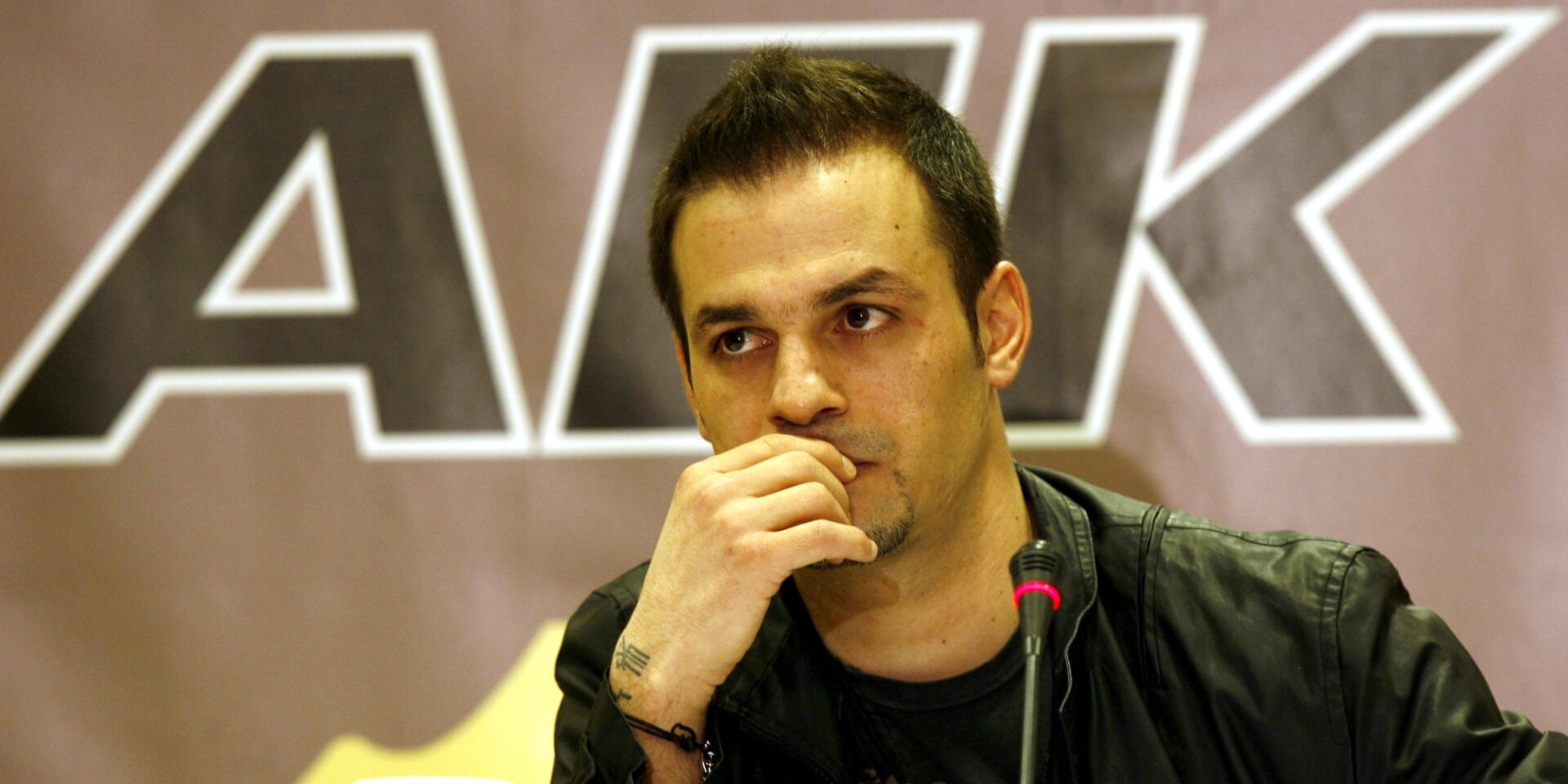 Ντέμης Νικολαΐδης