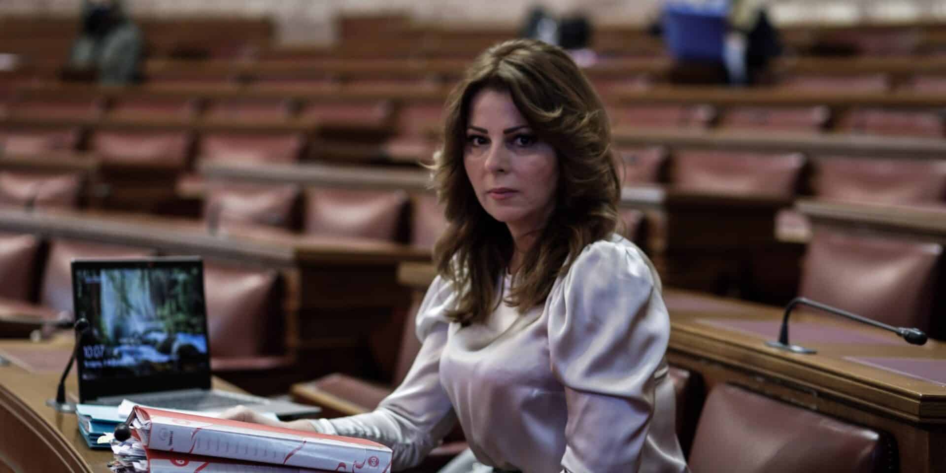 Η Κατερίνα Παπακώστα στη Βουλή
