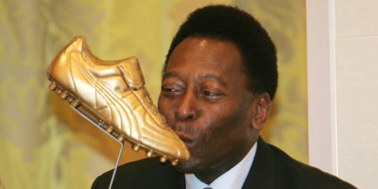 Πελέ: Στο νοσοκομείο για χημειοθεραπείες και νέες εξετάσεις