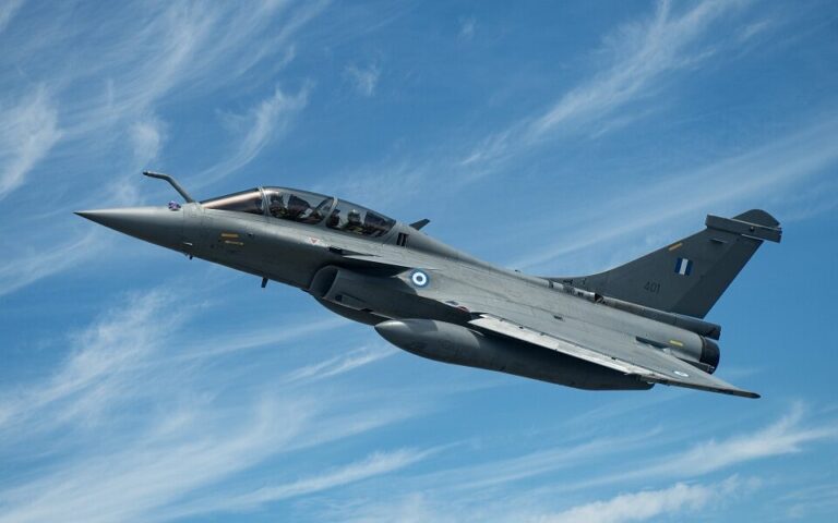 Τα πρώτα έξι Rafale της Πολεμικής Αεροπορίας προσγειώνονται στην Τανάγρα την Τετάρτη