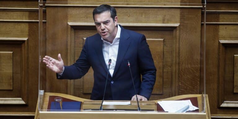 Ο Αλέξης Τσίπρας κατέθεσε πρόταση μομφής κατά της κυβέρνησης