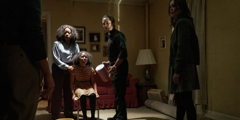 Netflix: Το Archive 81 είναι η σειρά θρίλερ που έψαχνες εδώ και καιρό – Εσύ ξέρεις τι είναι η βιντεοκασέτα; (βίντεο)