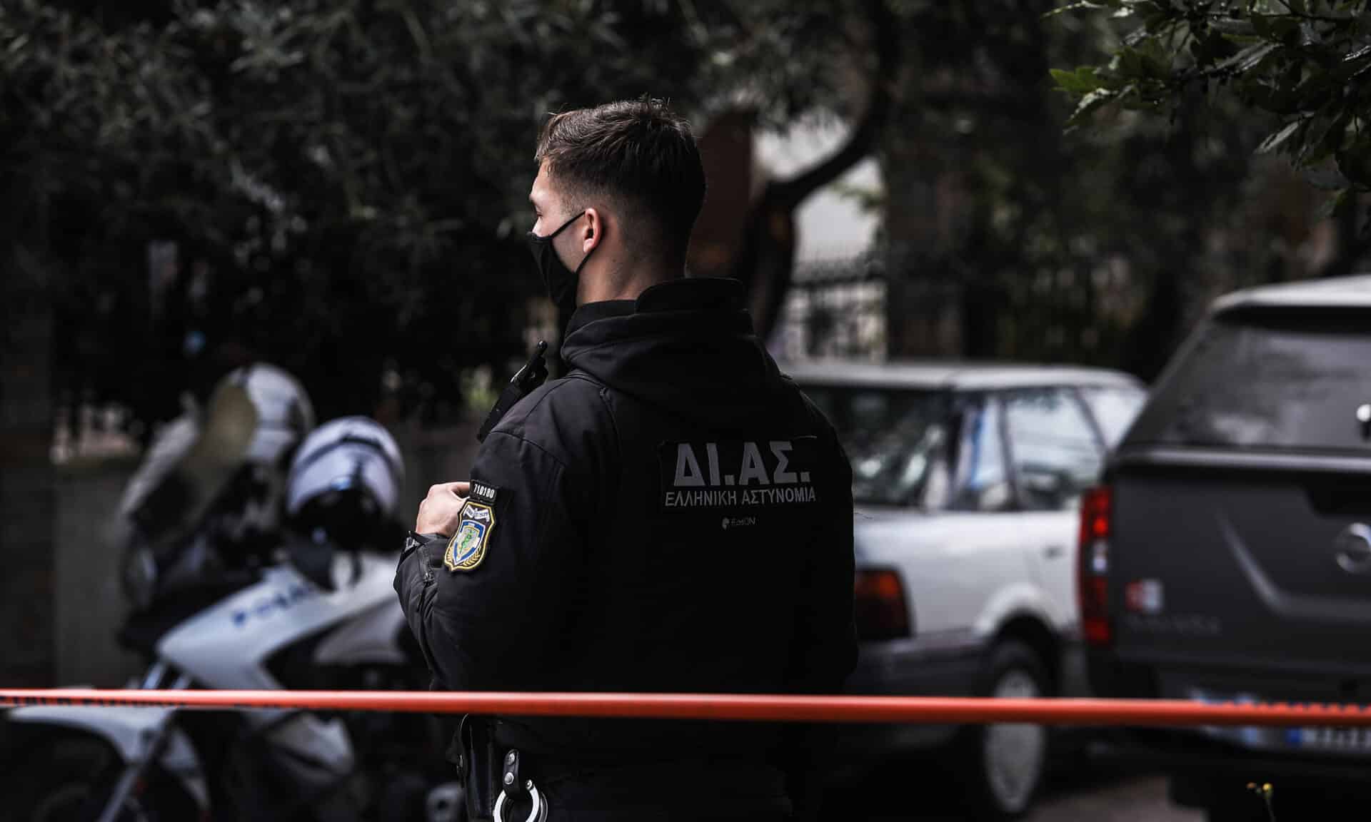 Αστυνομικός εν ώρα υπηρεσίας