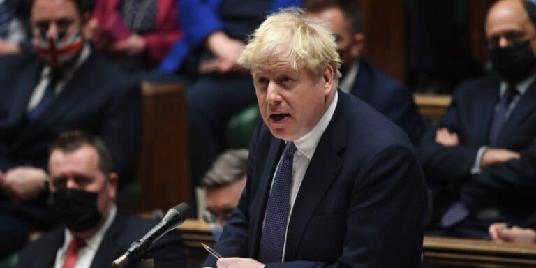 Το partygate ταρακουνά την Ντάουνινγκ Στριτ – Απόψε στα χέρια του Τζόνσον τα αποτελέσματα της έρευνας