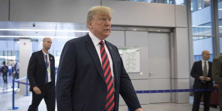 Τραμπ: Υποσχέθηκε χάρη σε όσους κατηγορούνται για την επίθεση στο Καπιτώλιο, αρκεί να εκλεγεί ξανά