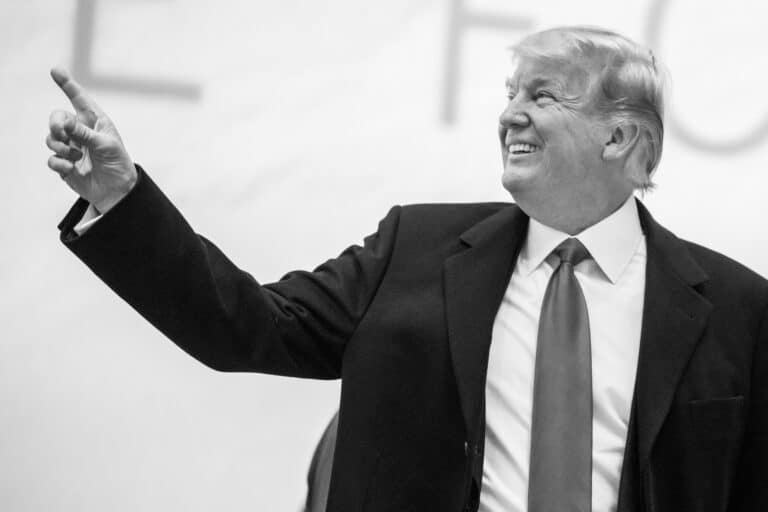 ΗΠΑ: Ο Ντόναλντ Τραμπ κυριαρχεί μεταξύ των διεκδικητών του προεδρικού χρίσματος των Ρεπουμπλικάνων για το 2024