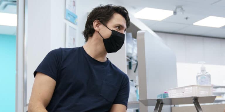 Θετικός στον κορονοϊό ο Τζάστιν Τριντό – Τέθηκε σε καραντίνα ο Καναδός πρωθυπουργός