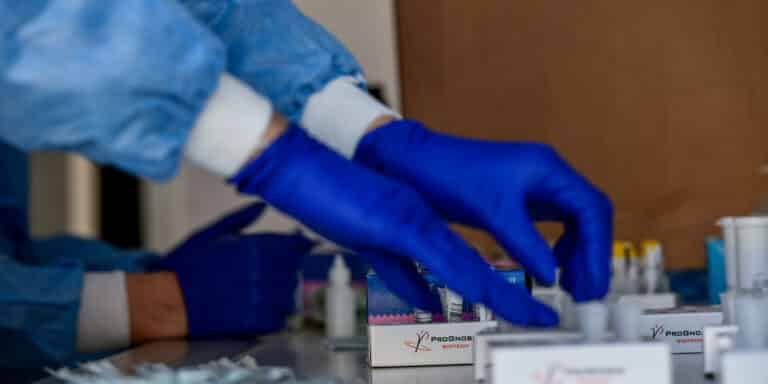 ΕΟΔΥ: Δε χρειάζονται νέα μέτρα για την υποομάδα της Όμικρον