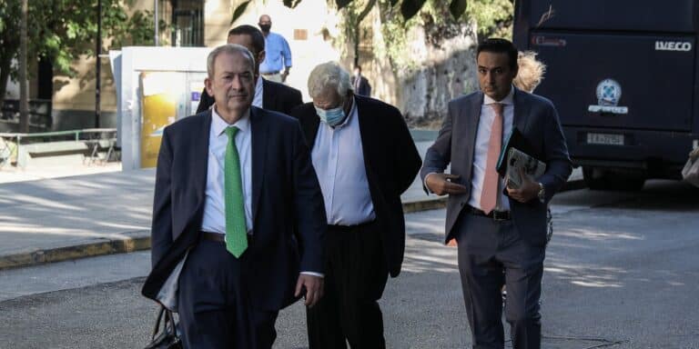 Folli Follie: Συνεχίζεται η δίκη – Στο δικαστήριο οι Κουτσολιούτσοι