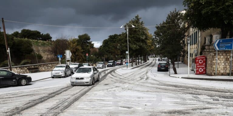 Κρήτη: Προβλήματα, λόγω χαμηλών θερμοκρασιών, στα κλιματιστικά στους οικίσκους των σεισμόπληκτων