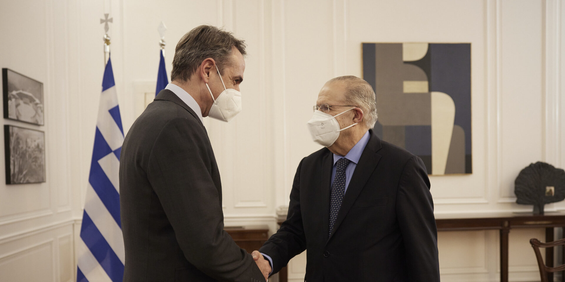Ο Κυριάκος Μητσοτάκης υποδέχτηκε τον Κύπριο ΥΠΕΗ, Ιωάννη Κασουλίδη