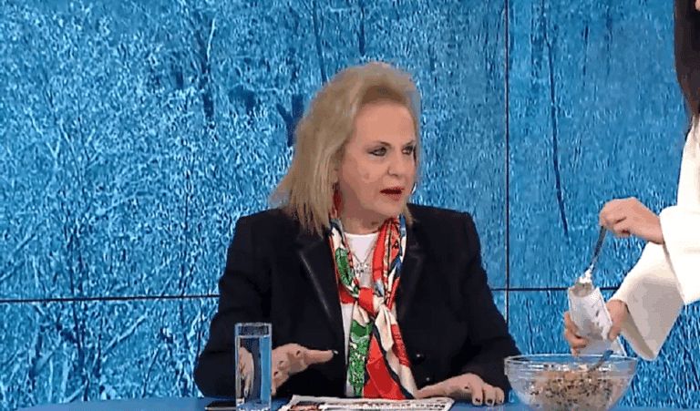 Χαμός στο MEGA: Κέρασαν κόλλυβα την Ματίνα Παγώνη κι έγινε… έξαλλη (βίντεο)
