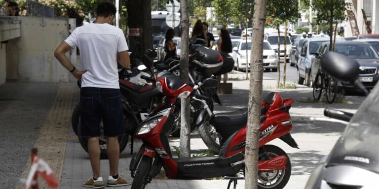 Άδεια κυκλοφορίας μοτοποδηλάτου: Ηλεκτρονικά στο gov.gr η ανανέωση της