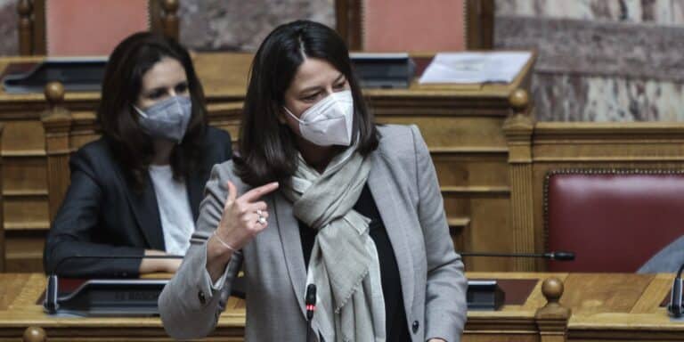 Κεραμέως για την «προγεννητική αγωγή»: «Ο ΣΥΡΙΖΑ που σήμερα καταγγέλλει χρηματοδοτούσε με ποσά άνω των 100.000 ευρώ…»