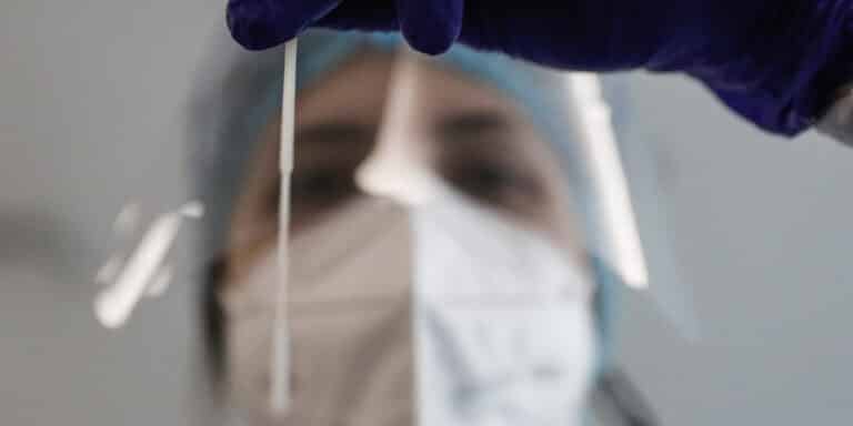 ΕΟΔΥ: Σε 173 σημεία πραγματοποιούνται σήμερα δωρεάν rapid test