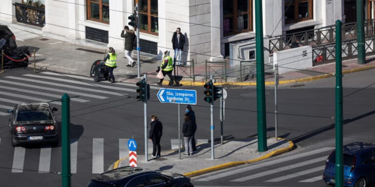 Πώς κατανέμονται τα κρούσματα κορονοϊού σήμερα – 7.139 στην Αττική, 1.704 στη Θεσσαλονίκη