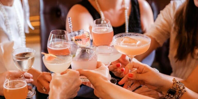 Καταγγελία 25χρονης από την Κρήτη – «Μου έδιναν 5.000 ευρώ για να κάνω υποδοχή σε ροζ πάρτι» (εικόνα)