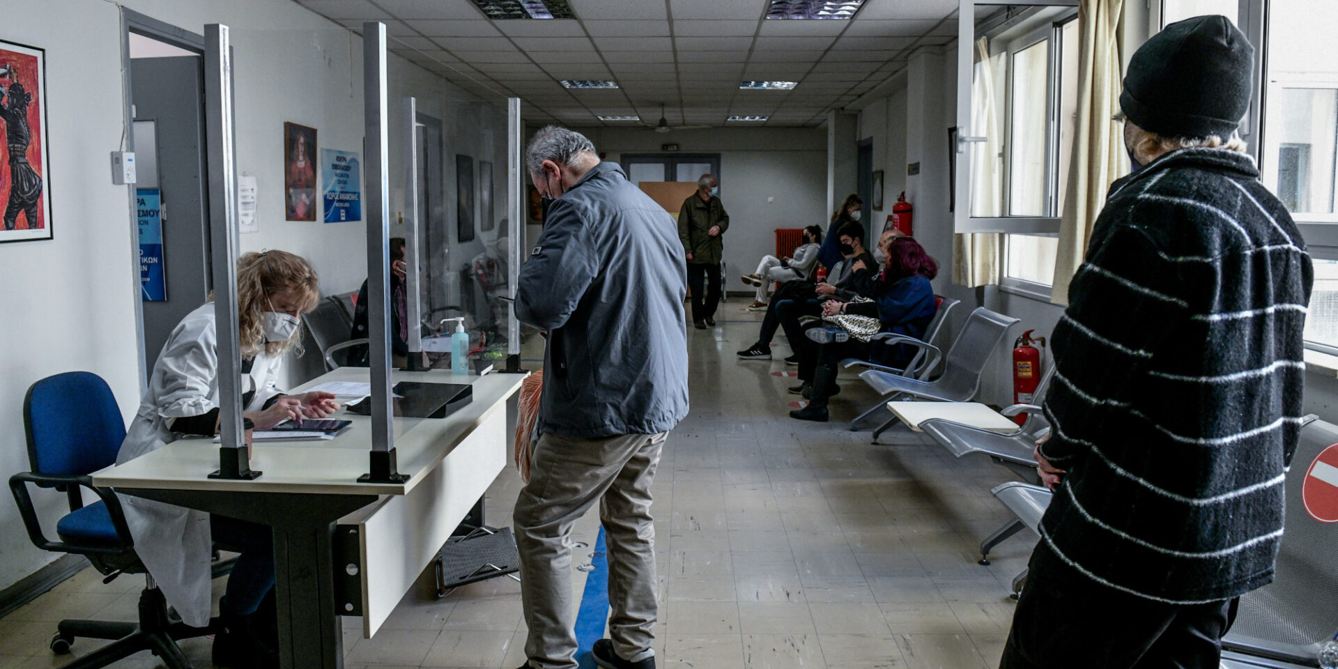 Πολίτες στην ουρά