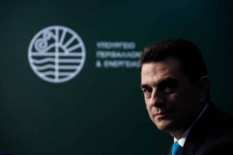 Σκρέκας: «Επιδότηση 30% με 50% για απόσυρση έως 3 ηλεκτρικών συσκευών σε 200.000 νοικοκυριά»