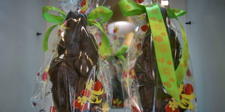 Οι Γερμανοί ζαχαροπλάστες φοβούνται ελλείψεις σε σοκολατένια κουνελάκια το Πάσχα