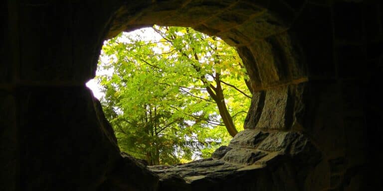 Λέσβος: Απόκομμα τούρκικης εφημερίδας του 1932 γράφει για χριστιανό που έμεινε 10 χρόνια σε σπηλιά! (εικόνα)