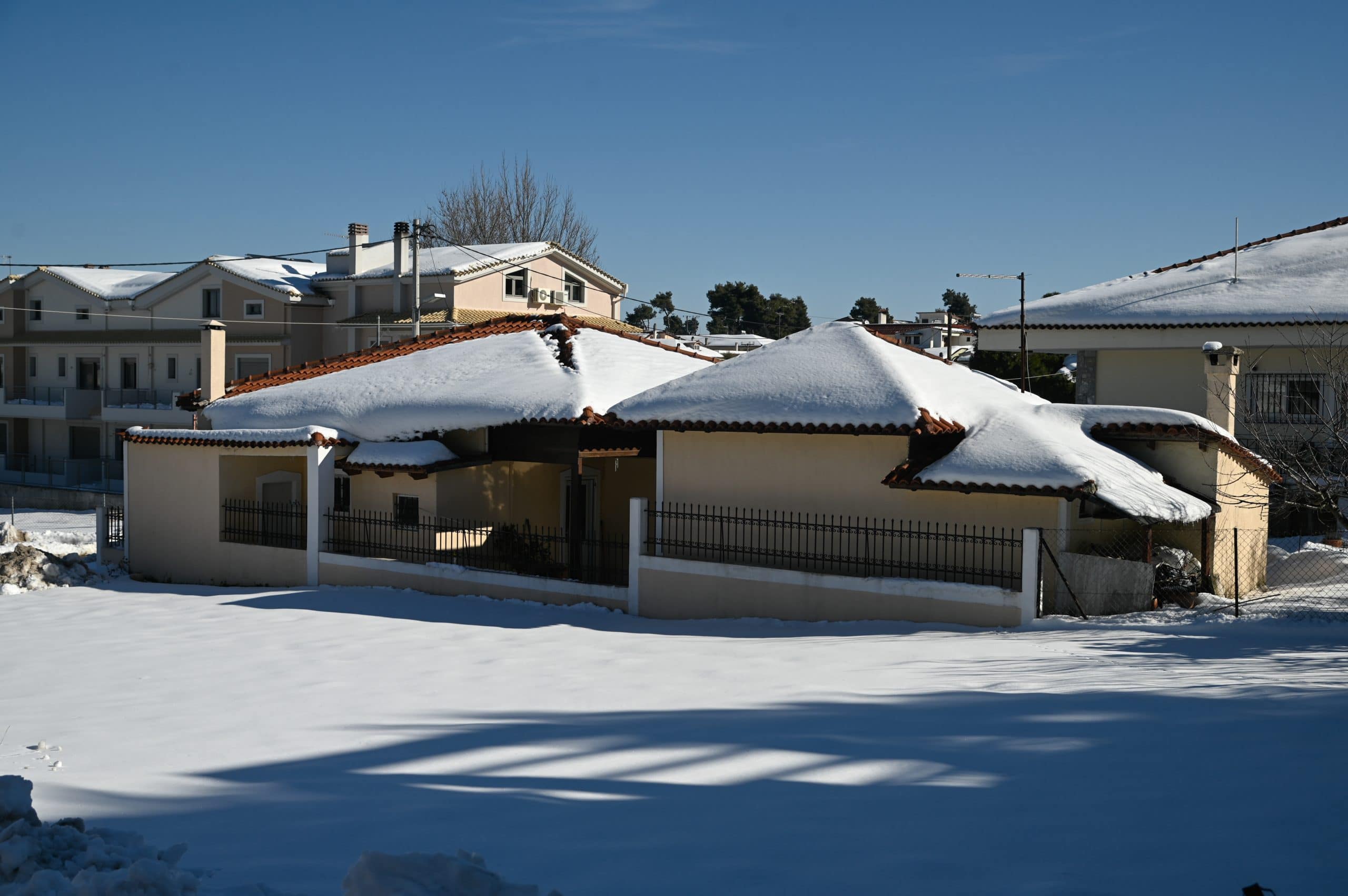 Σπίτια με χιόνια