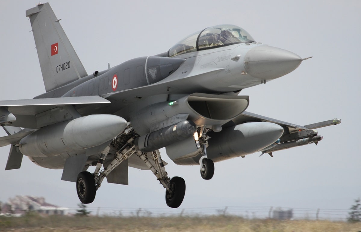 Τουρκικό αεροσκάφος F-16