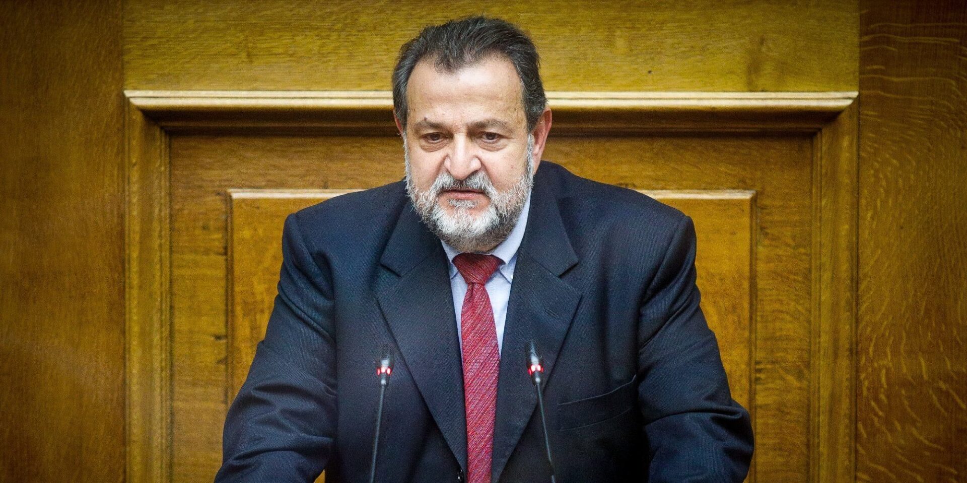 Στο βήμα της βουλής ο Βασίλης Κεγκέρογλου