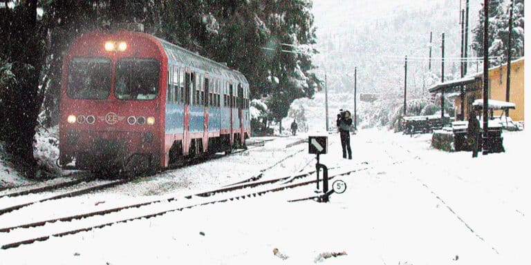 Λιβαδειά: 9 τραυματίες από τη σύγκρουση μηχανής με αμαξοστοιχία τρένου (βίντεο)