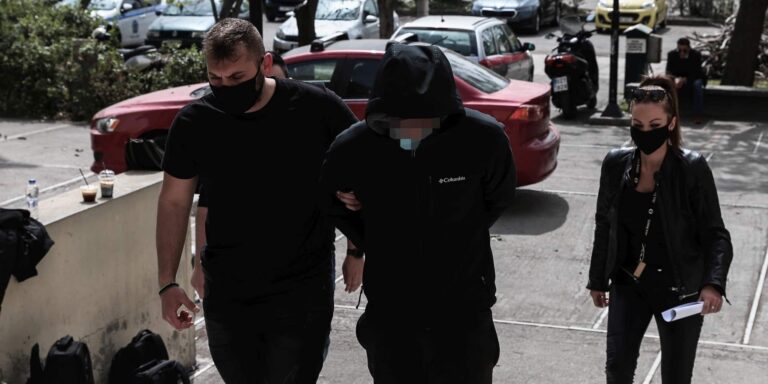 Κυψέλη: Προφυλακίστηκαν η σύγχρονη «Μήδεια» και ο σύντροφός της για τη δολοφονία του 7χρονου Ανδρέα