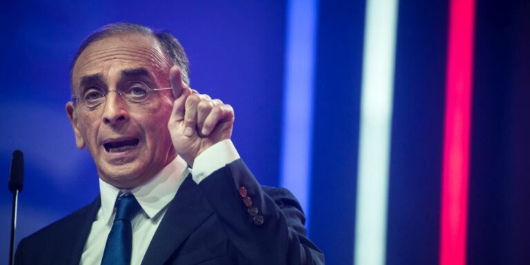 Γαλλία: Ο ακροδεξιός Ζεμούρ «προσπέρασε» την εθνικίστρια Λεπέν – Περνά στον β’ γύρο των προεδρικών εκλογών