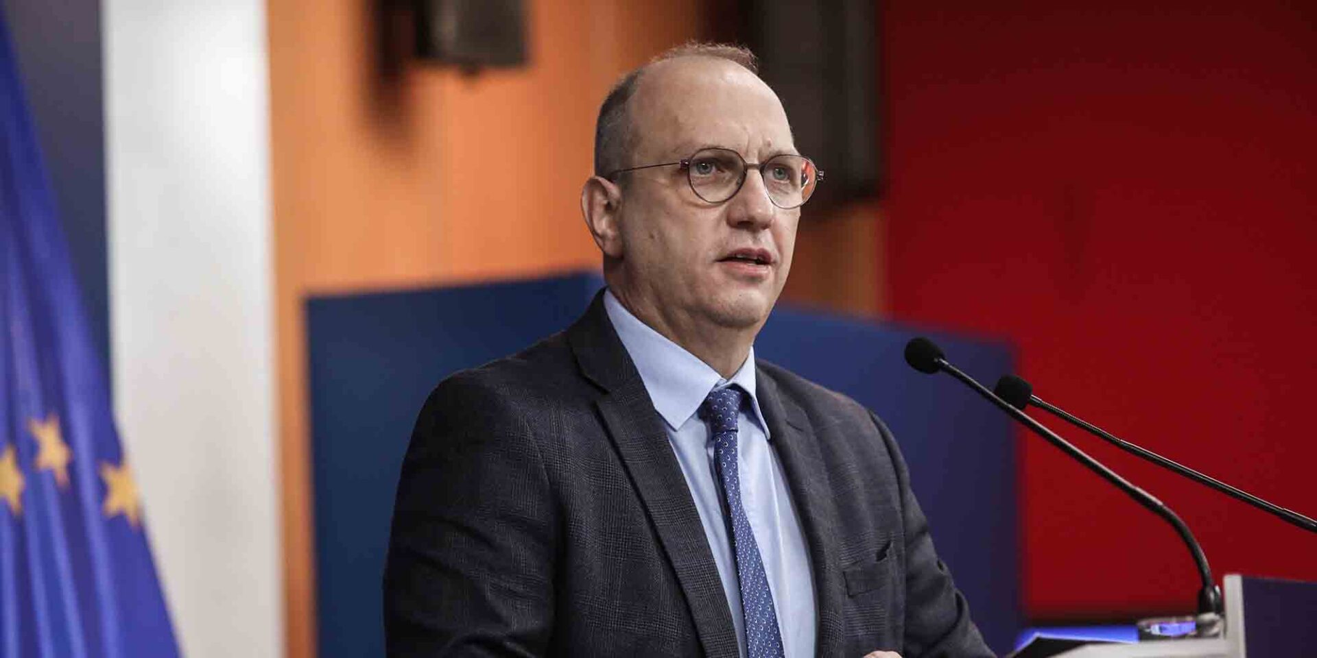 Ο κυβερνητικός εκπρόσωπος Γιάννης Οικονόμου