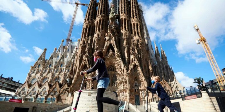 Ισπανία: Ο κατώτατος μισθός αυξάνεται στα 1.167 ευρώ