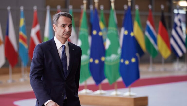 Στη Ρουμανία σήμερα ο Μητσοτάκης – Θα υπογραφεί συμφωνία διμερούς συνεργασίας για την Πολιτική Προστασία