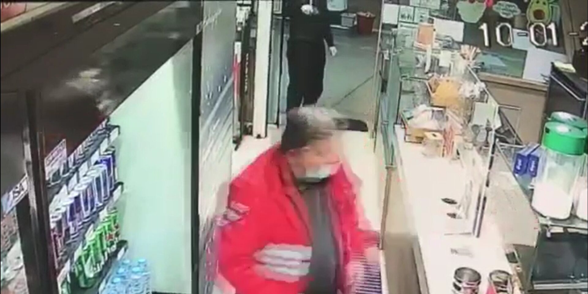 Ληστής με παρατεταμένο το όπλο στον υπάλληλο του ΟΠΑΠ