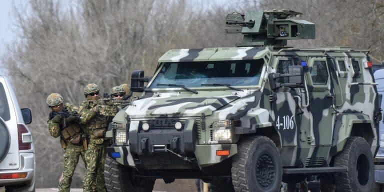 Ευρωπαίος Αξιωματούχος: Έτοιμη να δράσει η ΕΕ εάν η Ρωσία εισβάλει στην Ουκρανία – Δεν αποδίδουν οι συνομιλίες