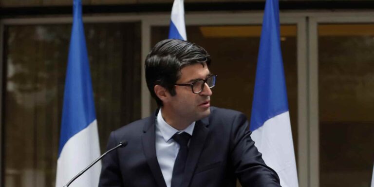 Γάλλος πρέσβης στη Αθήνα: «Υπερήφανοι που συνεισφέρουμε στον εκσυγχρονισμό των ελληνικών ενόπλων δυνάμεων»