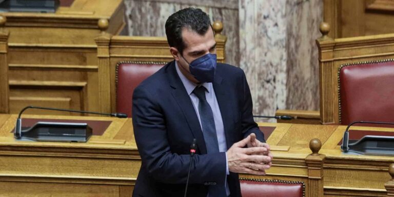 Πλεύρης: «Με όρους ιδιωτικού δικαίου το Νοσοκομείο Σαντορίνης – Θα λειτουργήσει ως πρότυπο»