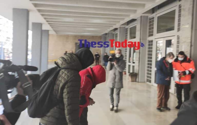 Θεσσαλονίκη: Αφέθηκαν ελεύθεροι οι δύο συνδεσμίτες – Ο εισαγγελέας άσκησε ποινική δίωξη