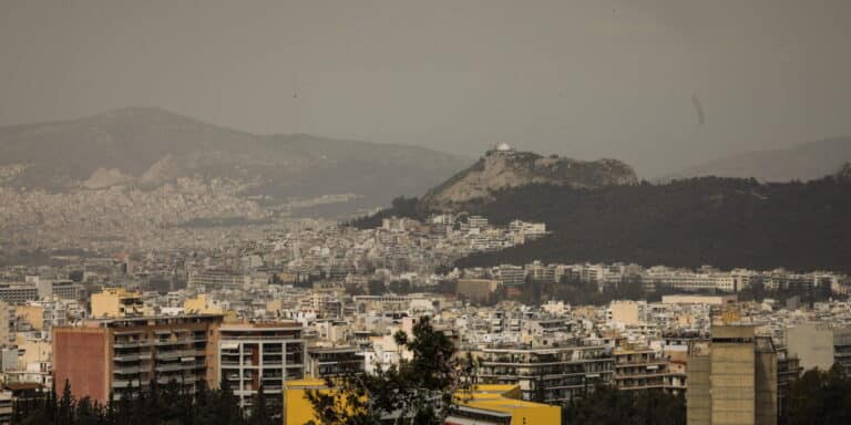 Βροχερός ο καιρός στο μεγαλύτερο μέρος της χώρας την Πέμπτη – Αναμένεται αφρικανική σκόνη στην ατμόσφαιρα