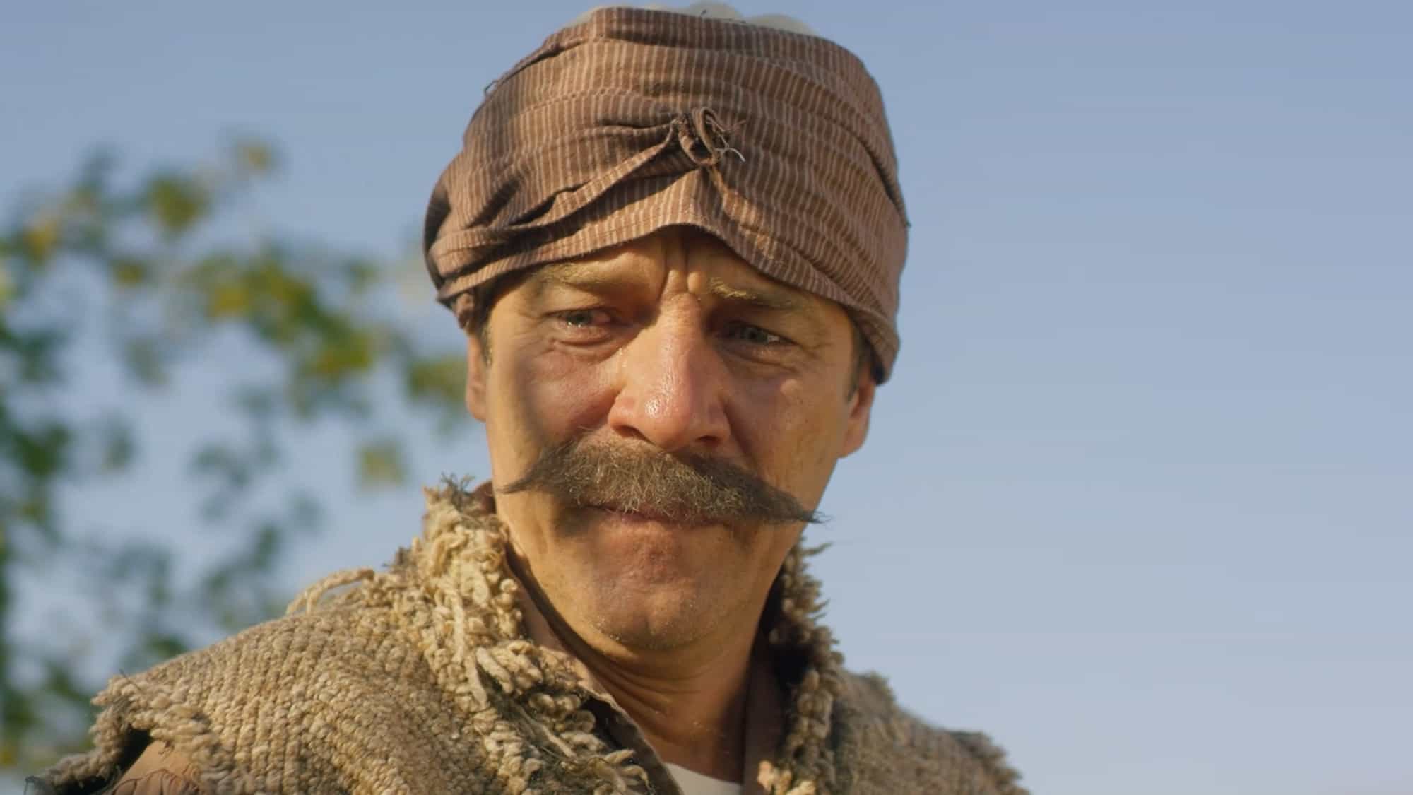 Ο Γιάννης Στάνκογλου στον ρόλο του βοσκού Θόδωρου στη σειρά «Άγιος Παΐσιος» του Mega