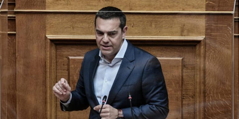 Ανακοίνωση-απάντηση της ΝΔ: «Αυτά είναι τα 20 fake news του Τσίπρα στην ομιλία του στη Βουλή»