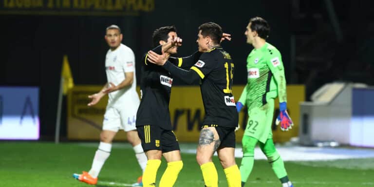 Super League: Ο Άρης κέρδισε άνετα 3-0 τον Ατρόμητο στην πρεμιέρα του Μπούργος