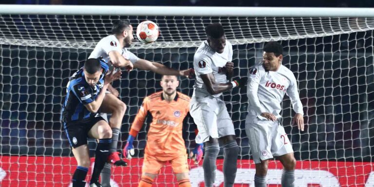 Europa League: Η «αεροπορία» του κόστισε (2-1), αλλά στο Καραϊσκάκη ο Ολυμπιακός ελπίζει