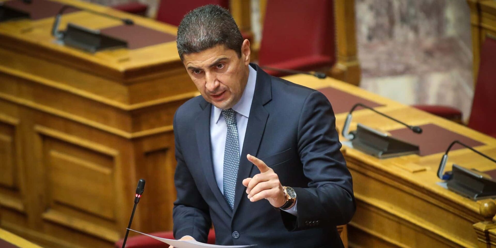 Ο υφυπουργός Αθλητισμού, Λευτέρης Αυγενάκης