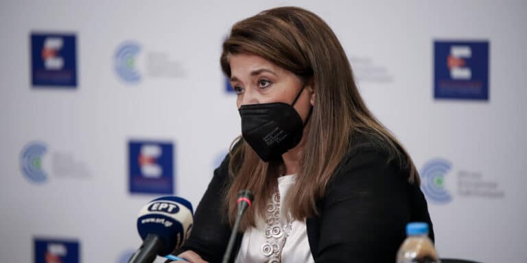 Παπαευαγγέλου για μέτρα: «Νωρίς να προχωρήσουμε σε χαλάρωση, ο κορονοϊός θα βρει τους ανεμβολίαστους»