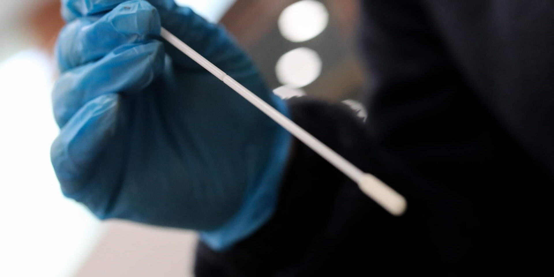 Μπατονέτα για την διεξαγωγή rapid test
