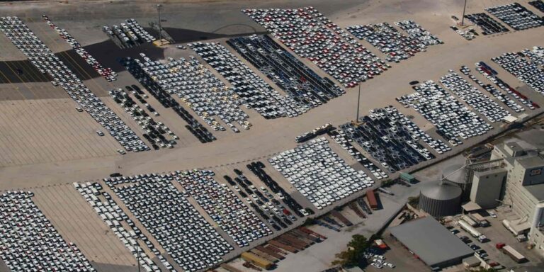 Αυτοκίνητο: Νέο ιστορικό χαμηλό ρεκόρ πωλήσεων τον Ιανουάριο