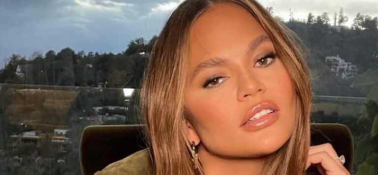 Η Κρίσι Τέιγκεν ξεκίνησε θεραπεία εξωσωματικής μετά την απώλεια του τρίτου της γιου